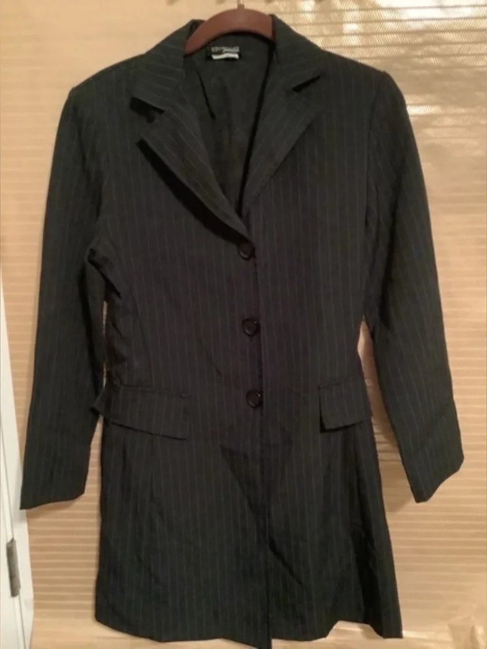 Modern Essentials Blazer ~ Long/Pinstripes SMALL
